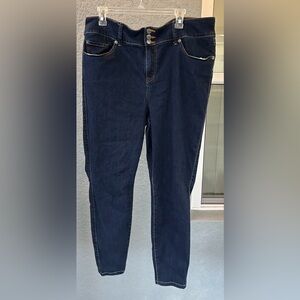 Torrid Feel the Fit Jeans Jeggings Super Soft Stretchy 3 Button Pockets Size 20R